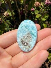 Load image into Gallery viewer, Larimar Oval 82LB