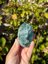 Load image into Gallery viewer, Blue Fluorite Palm Stone 80VA