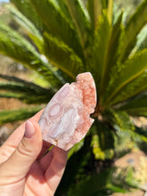 Load image into Gallery viewer, Pink Amethyst Flame 43NN