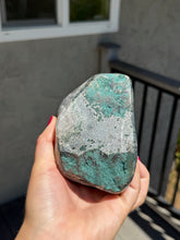 Load image into Gallery viewer, Green Amethyst Form 180CE