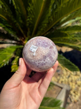 Load image into Gallery viewer, Pink Amethyst Sphere 180KL
