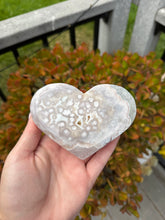 Load image into Gallery viewer, Pink Flower Agate TV