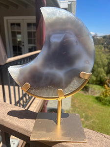 Agate Moon