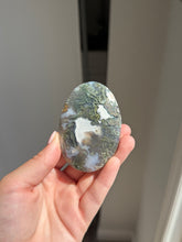 Load image into Gallery viewer, Moss Agate Palm Stone Intuitively Selected 25KI