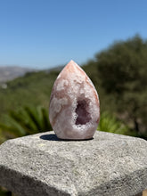 Load image into Gallery viewer, Pink Amethyst Flame 34BF