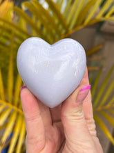 Load image into Gallery viewer, Fluorite Mexican Heart
