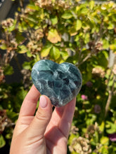 Load image into Gallery viewer, Blue Fluorite Heart 120VI