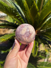 Load image into Gallery viewer, Pink Amethyst Sphere 170PP