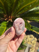 Load image into Gallery viewer, Pink Amethyst Palm Stone 28BQ