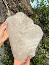 Load image into Gallery viewer, Large Aura Quartz Shard