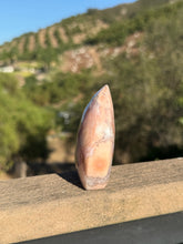 Load image into Gallery viewer, Pink Amethyst Flame 38FM