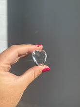 Load image into Gallery viewer, Quartz Heart 24KA