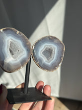 Load image into Gallery viewer, Agate Sliced Butterfly Pair 45HN