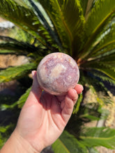 Load image into Gallery viewer, Pink Amethyst Sphere 170PP