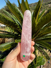 Load image into Gallery viewer, Rose Quartz Wand 40ZL