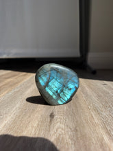 Load image into Gallery viewer, Labradorite Freeform 45AL