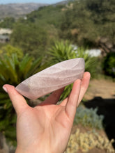 Load image into Gallery viewer, Rose Quartz Bowl 33ER