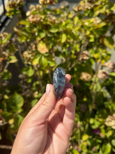 Load image into Gallery viewer, Blue Fluorite Heart 40LBE