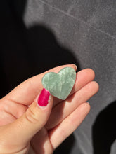 Load image into Gallery viewer, Aquamarine Heart Cab 20HY