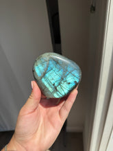 Load image into Gallery viewer, Labradorite Freeform 45AL