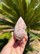Load image into Gallery viewer, Pink Amethyst Flame 65IB