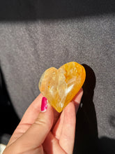 Load image into Gallery viewer, Golden Healer Heart 20HF