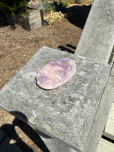 Load image into Gallery viewer, Pink Amethyst Palm Stone 13MR