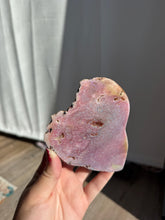 Load image into Gallery viewer, Aura Pink Amethyst 65HA