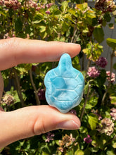 Load image into Gallery viewer, Larimar Turtle 100TU