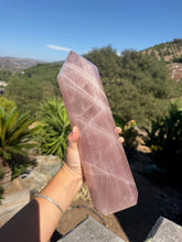 Load image into Gallery viewer, Rose Quartz Tower 350TR