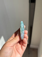 Load image into Gallery viewer, Moss Agate Palm Stone Intuitively Selected 18KP