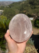 Load image into Gallery viewer, Rose Quartz Bowl 33ER