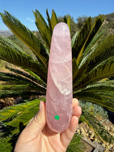 Load image into Gallery viewer, Rose Quartz Wand 40HE