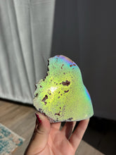 Load image into Gallery viewer, Aura Pink Amethyst 65HA
