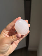 Load image into Gallery viewer, Pink Mangano Calcite Palm Stone 18KR
