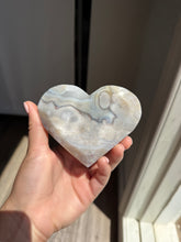 Load image into Gallery viewer, Flower Agate Heart 35PKR