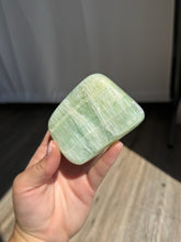 Load image into Gallery viewer, Pistachio Calcite 36PR