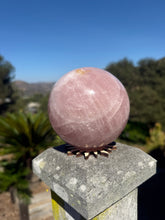 Load image into Gallery viewer, Rose Quartz Sphere 165WI
