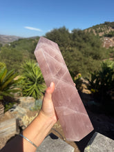 Load image into Gallery viewer, Rose Quartz Tower 350TR