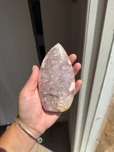Load image into Gallery viewer, Lavendar Pink Amethyst Flower Agate Flame 60RH