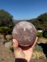 Load image into Gallery viewer, Rose Quartz Sphere 154FB