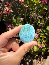 Load image into Gallery viewer, Larimar oval