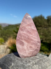 Load image into Gallery viewer, Rose Quartz Flame 60TW