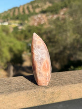 Load image into Gallery viewer, Pink Amethyst Flame 38FM