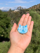 Load image into Gallery viewer, Larimar Cat