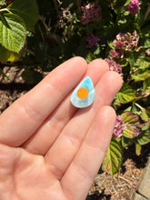 Load image into Gallery viewer, Larimar cab
