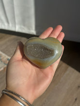Load image into Gallery viewer, Agate Druzy Heart 40CPA
