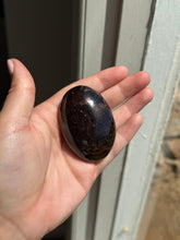 Load image into Gallery viewer, Garnet Palm Stone Intuitively Selected 22KN