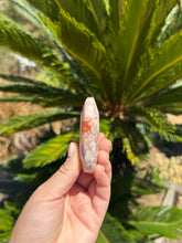 Load image into Gallery viewer, Pink Amethyst Palm Stone 28NT