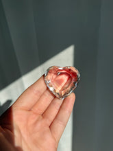 Load image into Gallery viewer, Quartz Heart 30KG